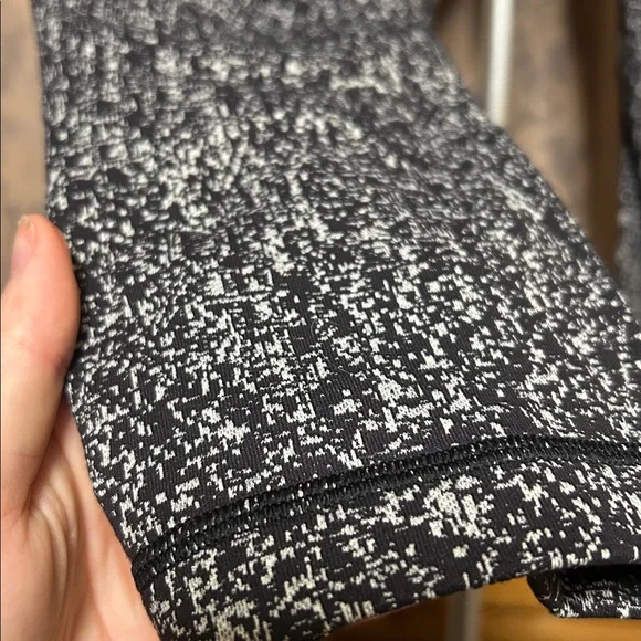 Lululemon Capris - Picture 4 of 4